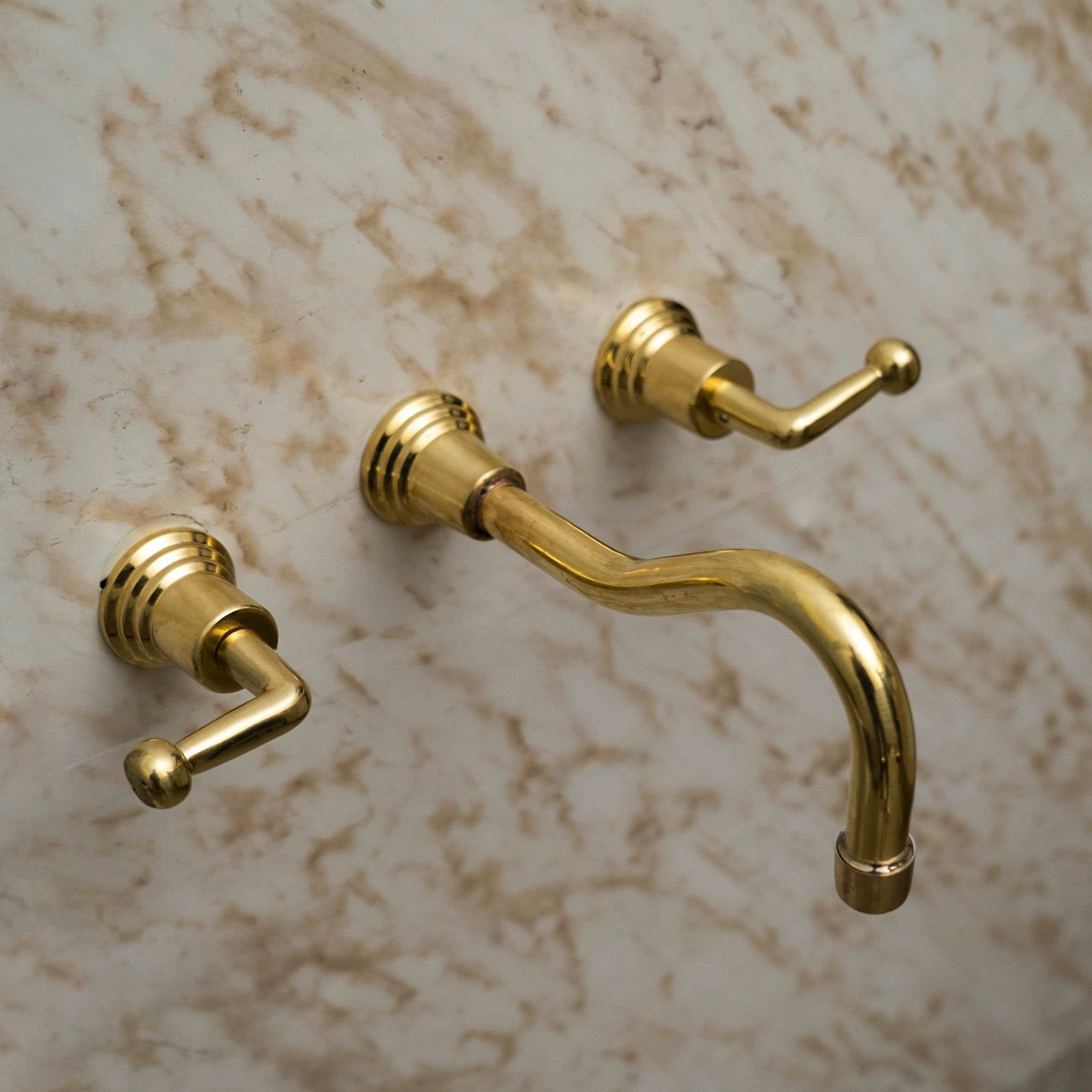 Unlacquered Brass Wall-Mount Bathroom Faucet Zayian 